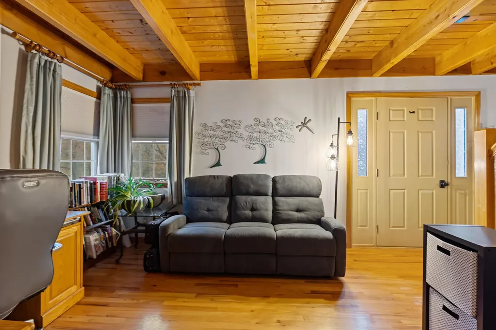 137 Barlen Street Farmington ME 04938