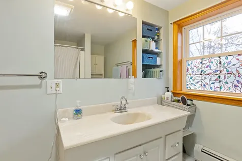 137 Barlen Street Farmington ME 04938