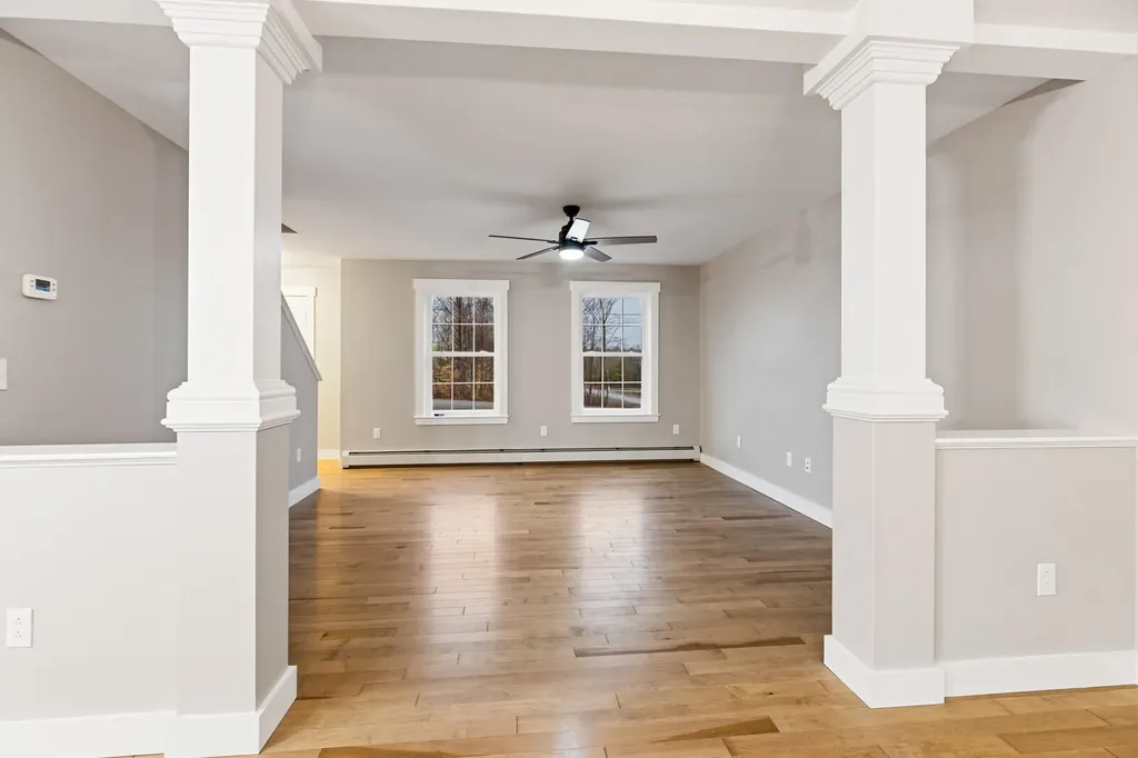 27 Pleasant Road Sidney ME 04330