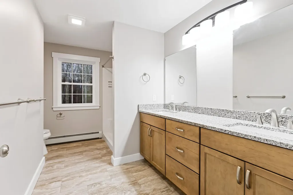 27 Pleasant Road Sidney ME 04330