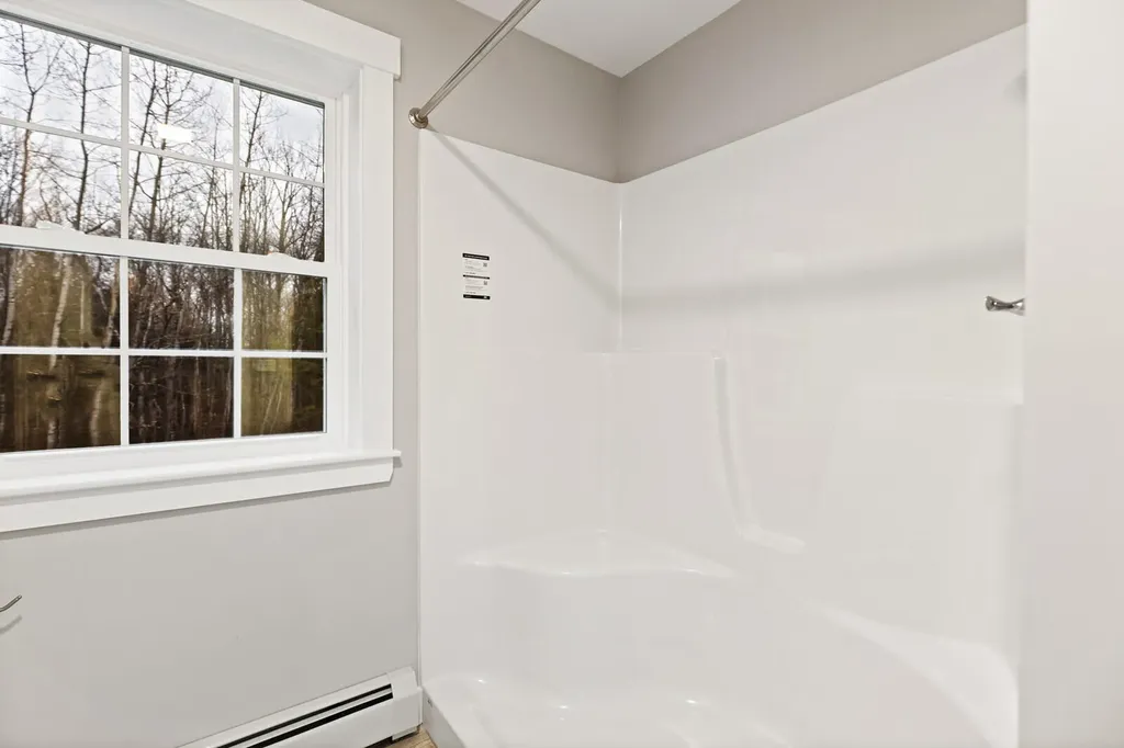 27 Pleasant Road Sidney ME 04330
