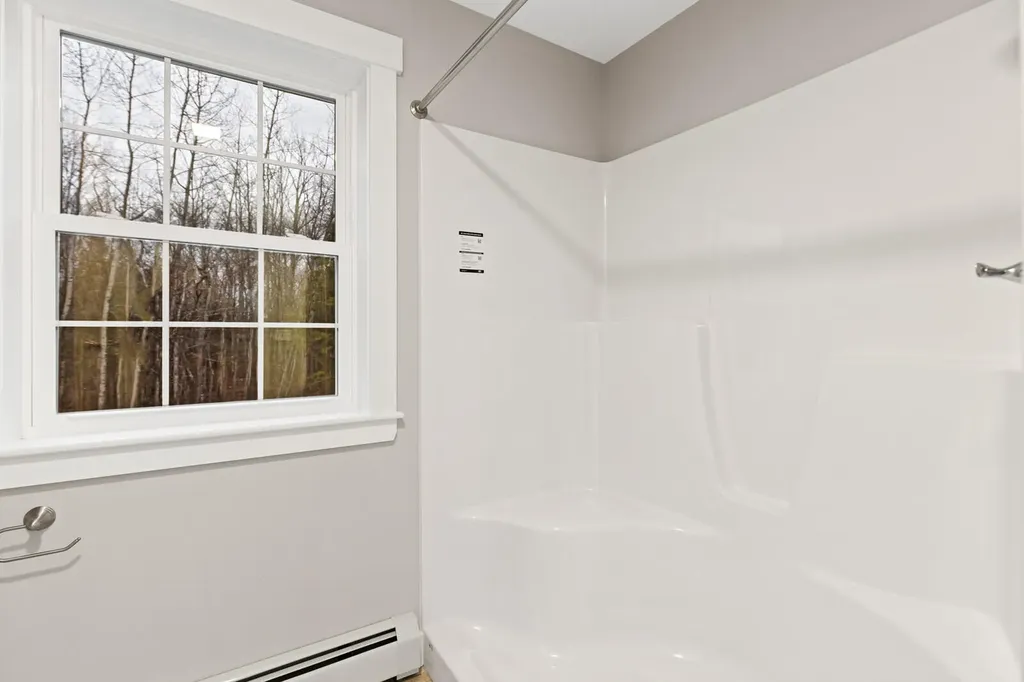 27 Pleasant Road Sidney ME 04330