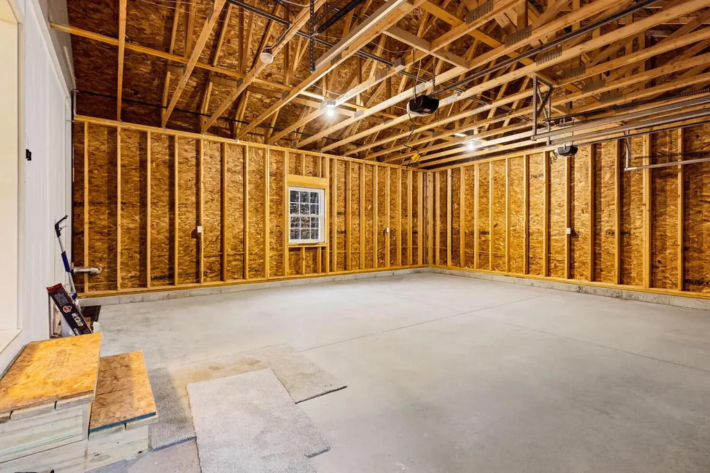 27 Pleasant Road Sidney ME 04330