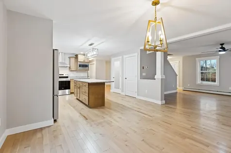 27 Pleasant Road Sidney ME 04330
