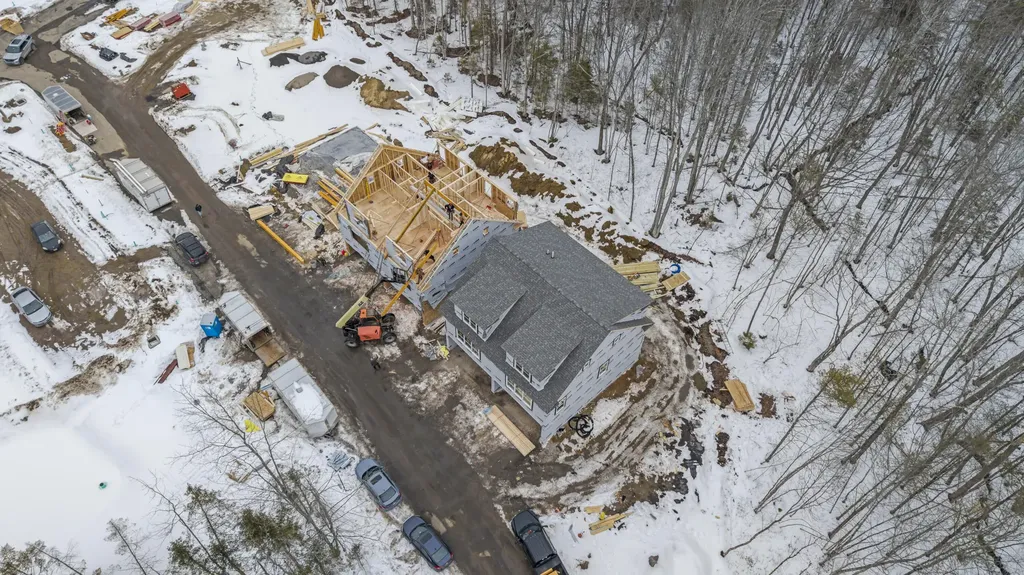 13 Creekside Court Kennebunk ME 04043