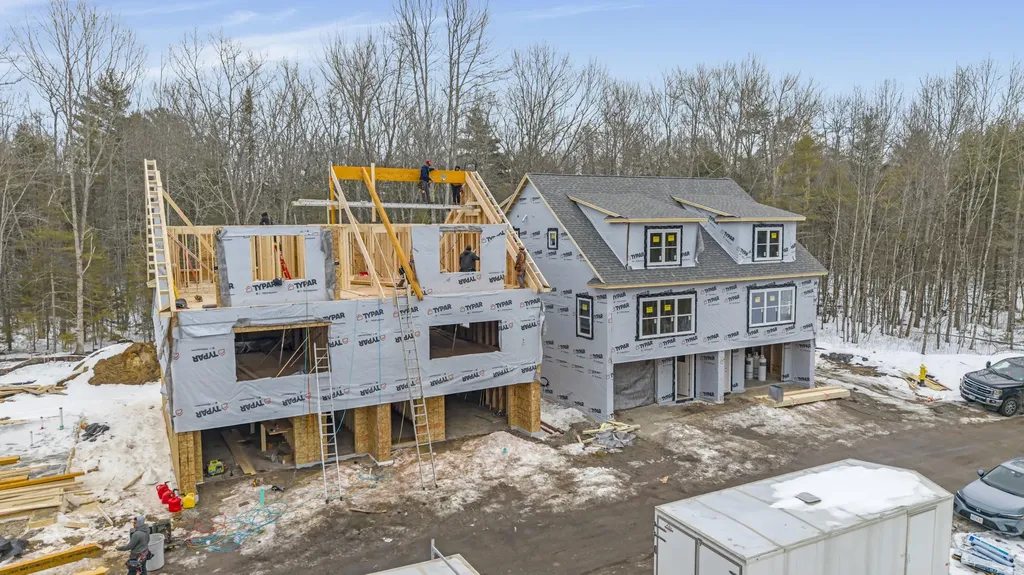 13 Creekside Court Kennebunk ME 04043