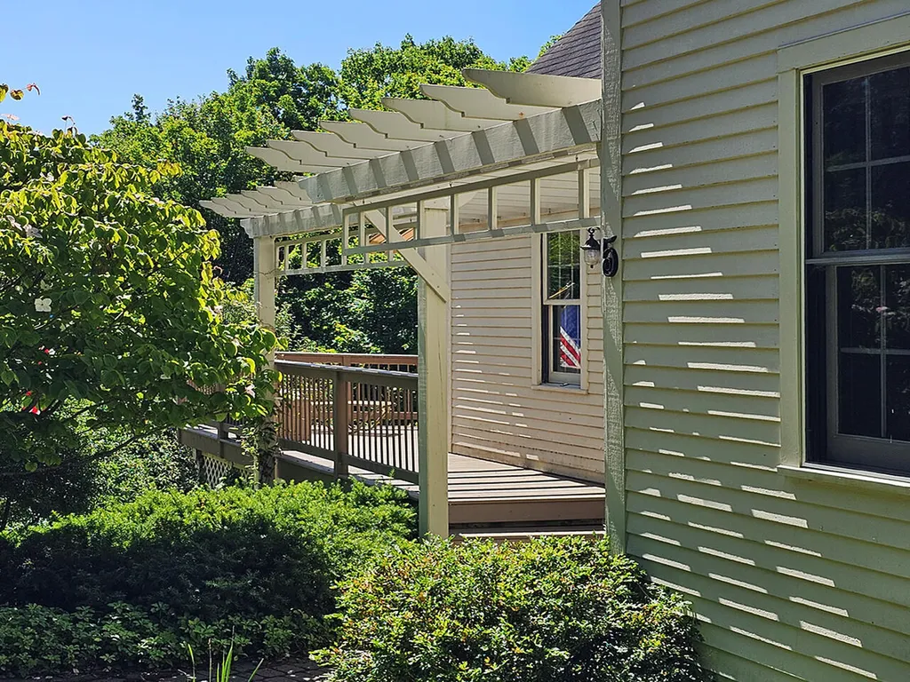 5 Waterview Lane Newcastle ME 04553
