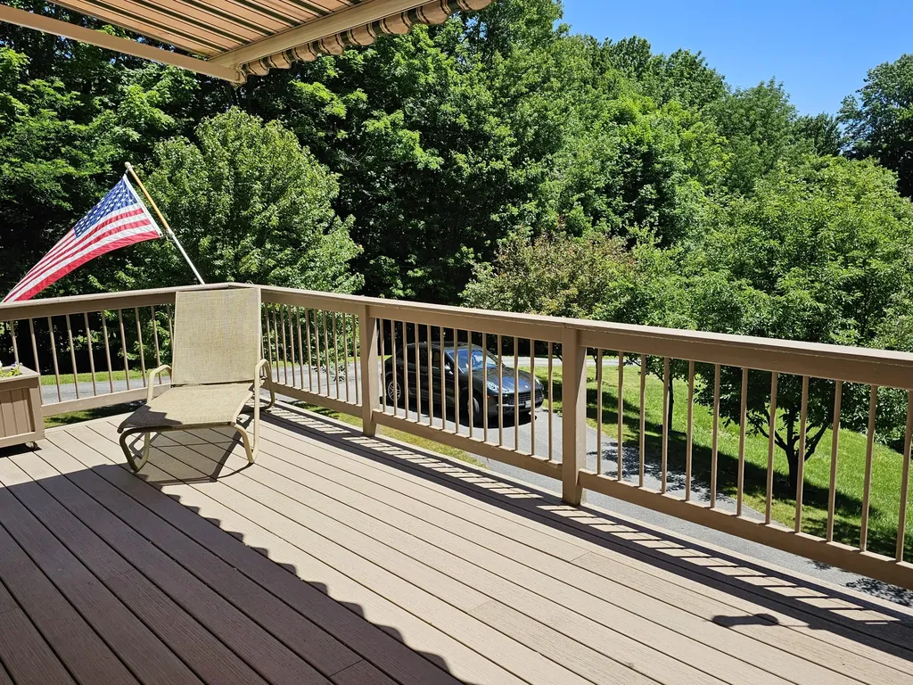 5 Waterview Lane Newcastle ME 04553