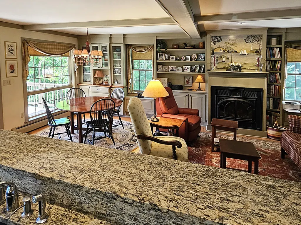 5 Waterview Lane Newcastle ME 04553