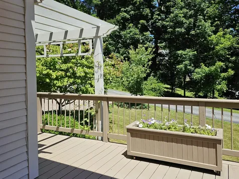 5 Waterview Lane Newcastle ME 04553