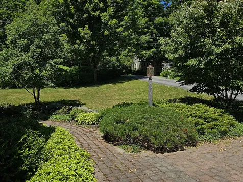 5 Waterview Lane Newcastle ME 04553