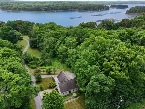 5 Waterview Lane Newcastle ME 04553