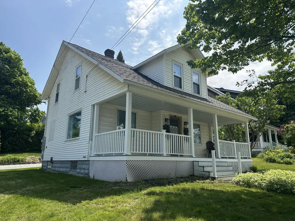 27 Dudley Street Presque Isle ME 04769
