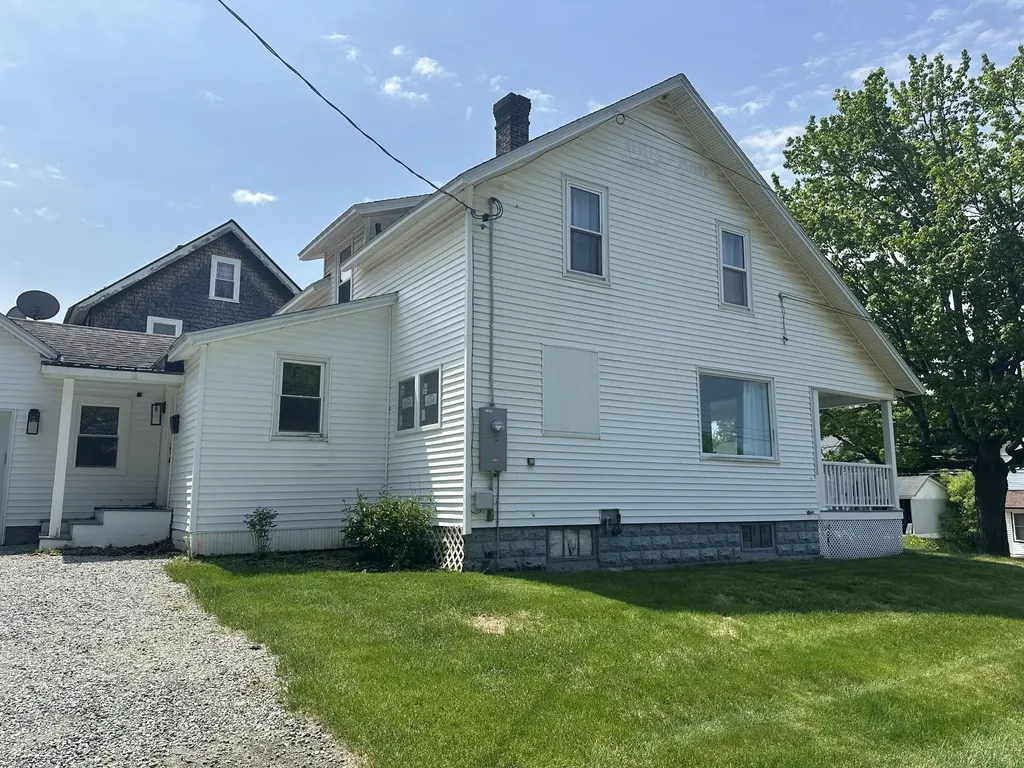 27 Dudley Street Presque Isle ME 04769