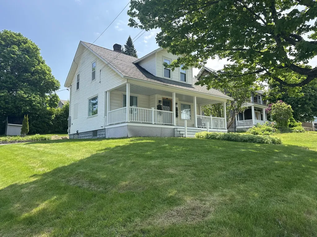 27 Dudley Street Presque Isle ME 04769