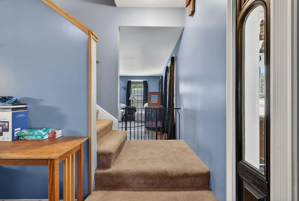 25 Gregory Drive Sanford ME 04073