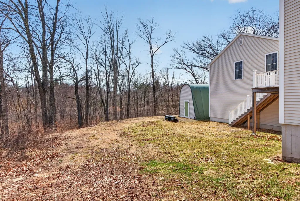 25 Gregory Drive Sanford ME 04073