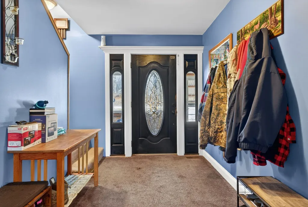 25 Gregory Drive Sanford ME 04073