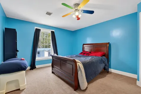25 Gregory Drive Sanford ME 04073