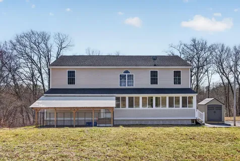 25 Gregory Drive Sanford ME 04073