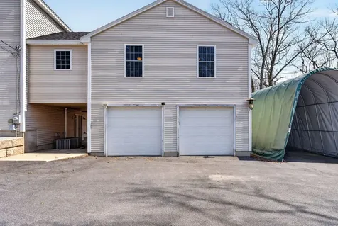 25 Gregory Drive Sanford ME 04073