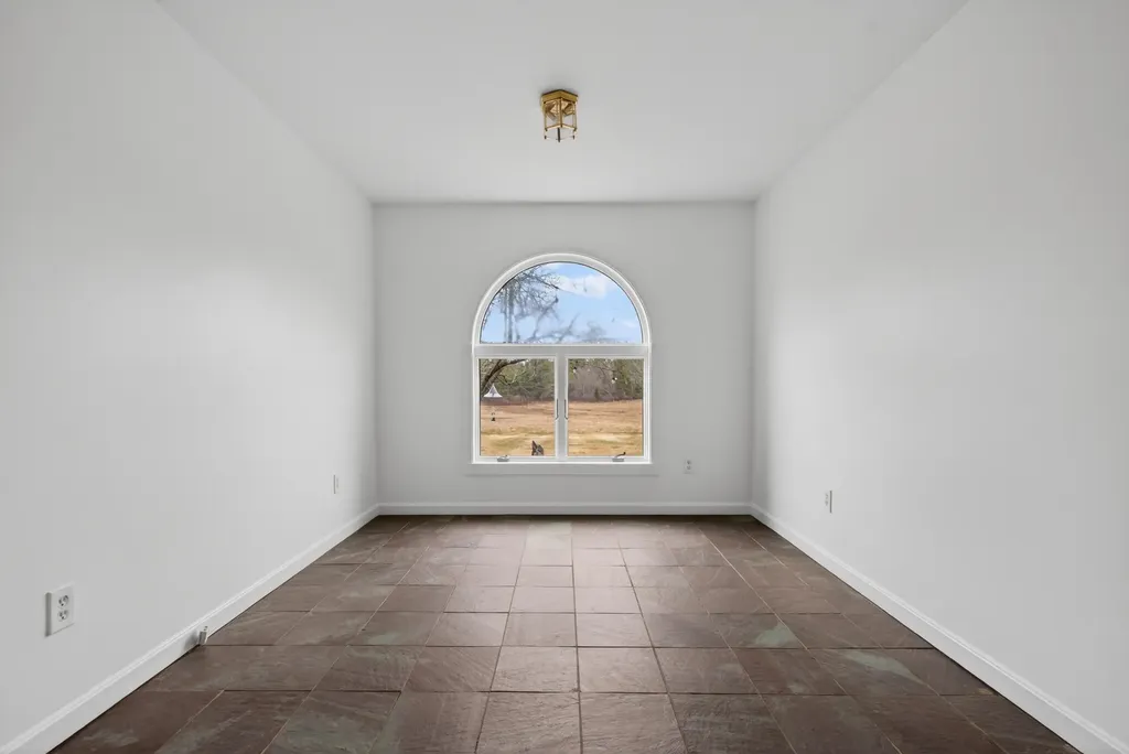 17 Stone Ridge Drive Brunswick ME 04011