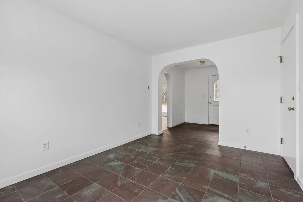 17 Stone Ridge Drive Brunswick ME 04011