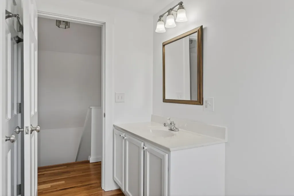 17 Stone Ridge Drive Brunswick ME 04011