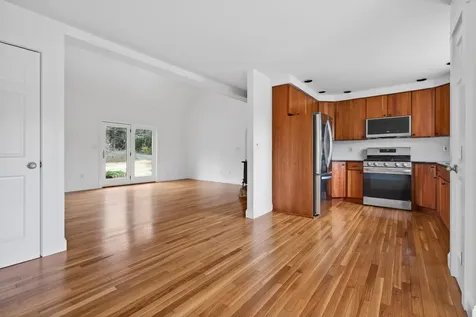 17 Stone Ridge Drive Brunswick ME 04011