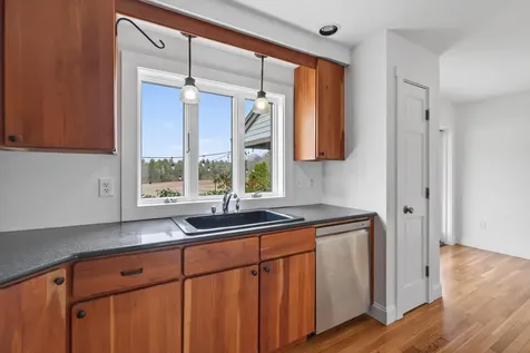 17 Stone Ridge Drive Brunswick ME 04011