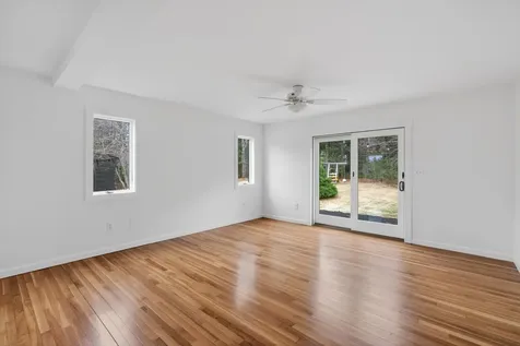 17 Stone Ridge Drive Brunswick ME 04011