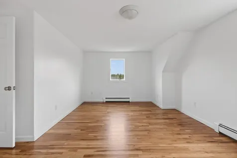 17 Stone Ridge Drive Brunswick ME 04011