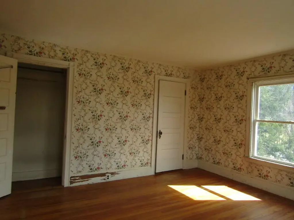49 Pearl Street Augusta ME 04330