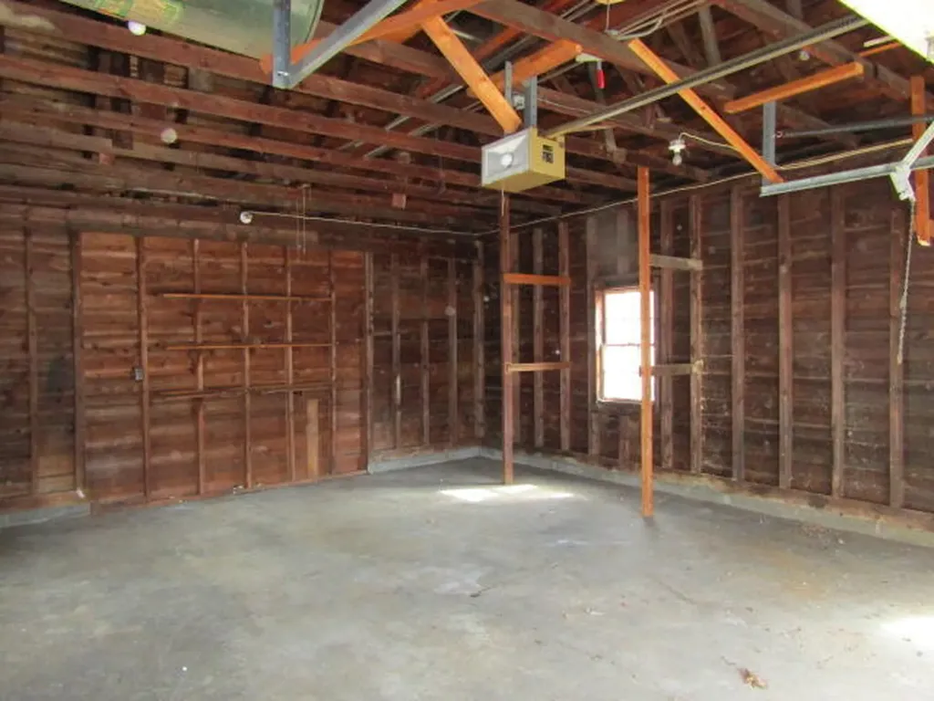 49 Pearl Street Augusta ME 04330