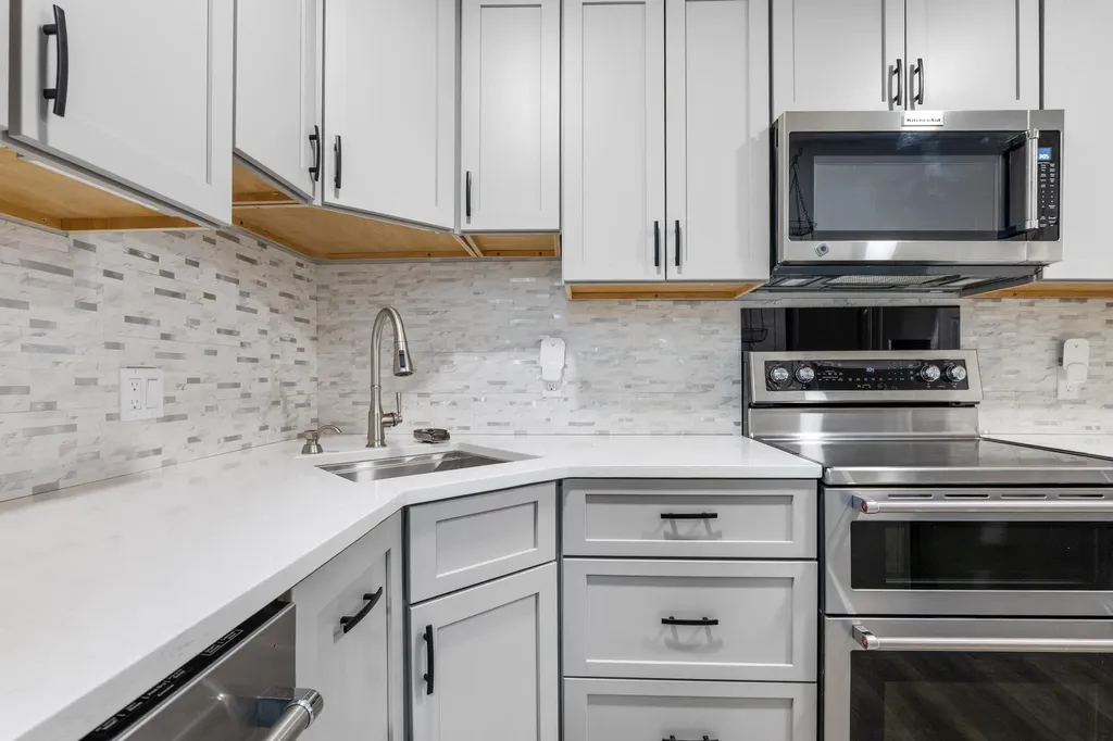 35 Mathews Avenue Waterville ME 04901