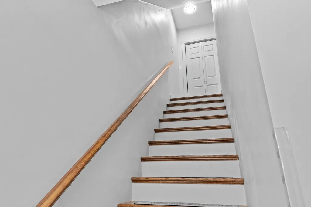 35 Mathews Avenue Waterville ME 04901