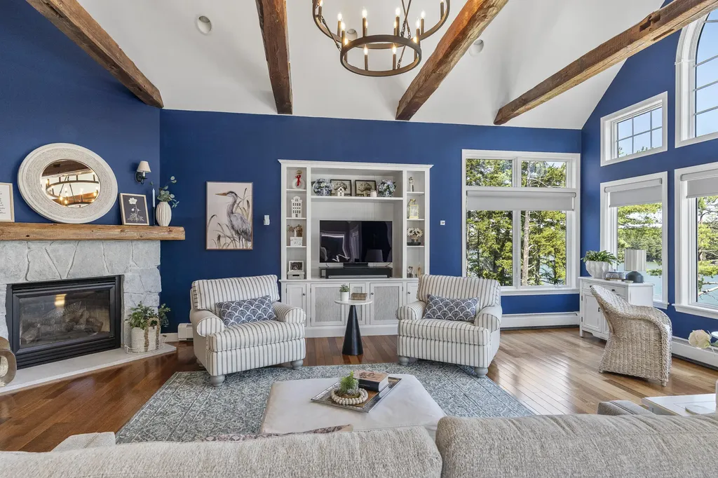 35 Yuhas Drive Harpswell ME 04079