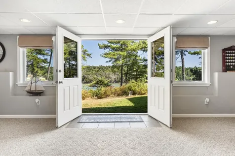 35 Yuhas Drive Harpswell ME 04079