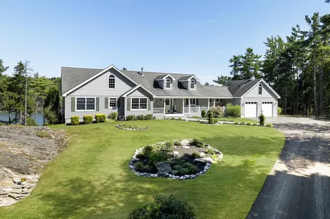 35 Yuhas Drive Harpswell ME 04079