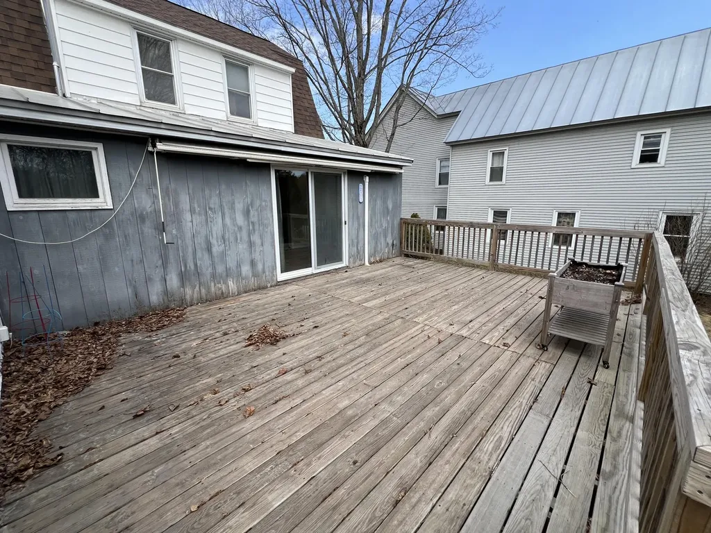 36 Main Street Oakland ME 04963