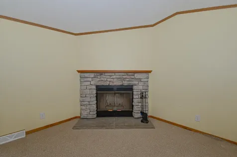 53 Plains Road Oxford ME 04270