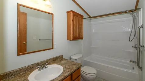 53 Plains Road Oxford ME 04270
