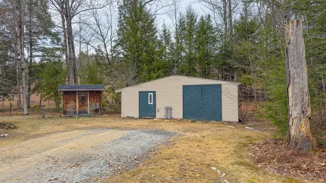 53 Plains Road Oxford ME 04270