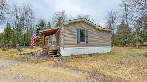 53 Plains Road Oxford ME 04270