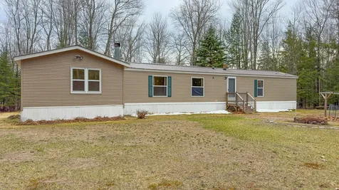 53 Plains Road Oxford ME 04270