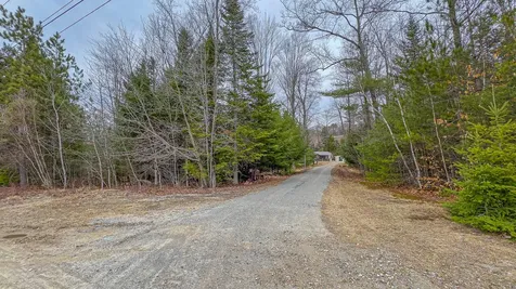 53 Plains Road Oxford ME 04270
