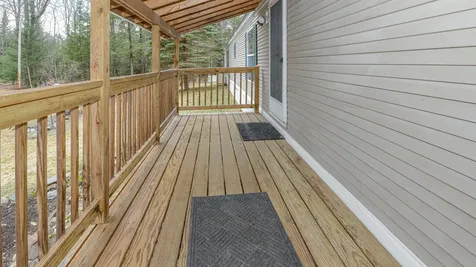 53 Plains Road Oxford ME 04270