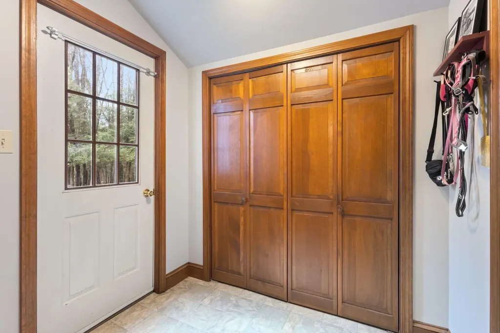 16 Richard Road Gorham ME 04038