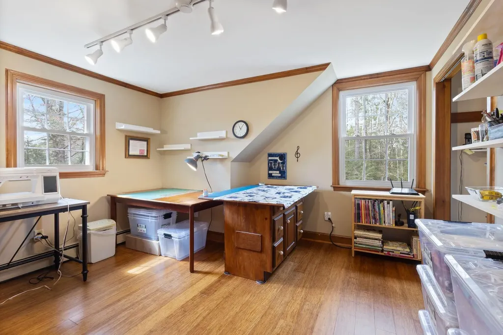 16 Richard Road Gorham ME 04038