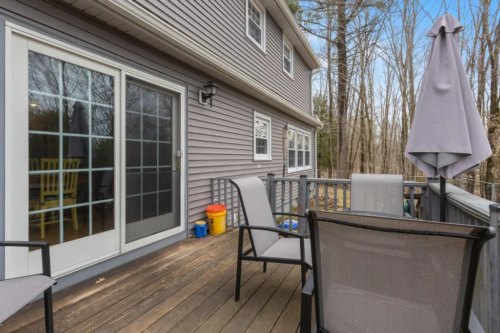 16 Richard Road Gorham ME 04038